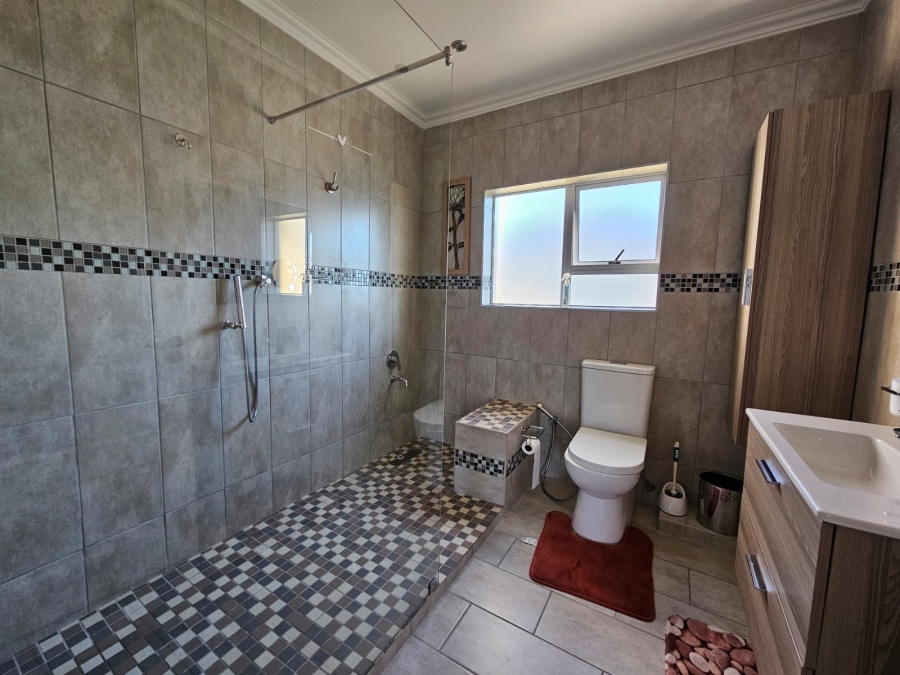 To Let 3 Bedroom Property for Rent in Century City Western Cape